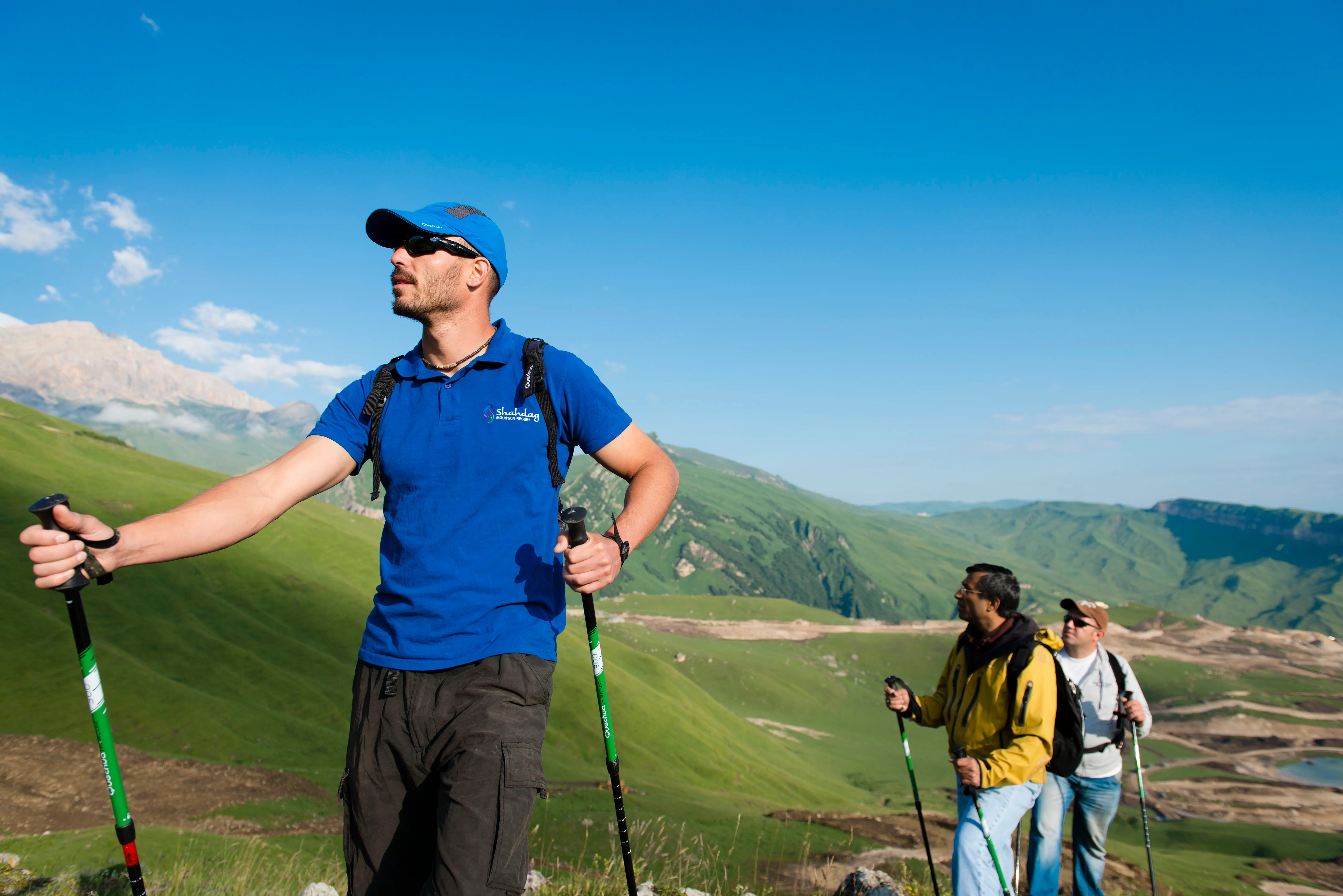 Dağlarda gəzinti ekspedisiyası / Trekking