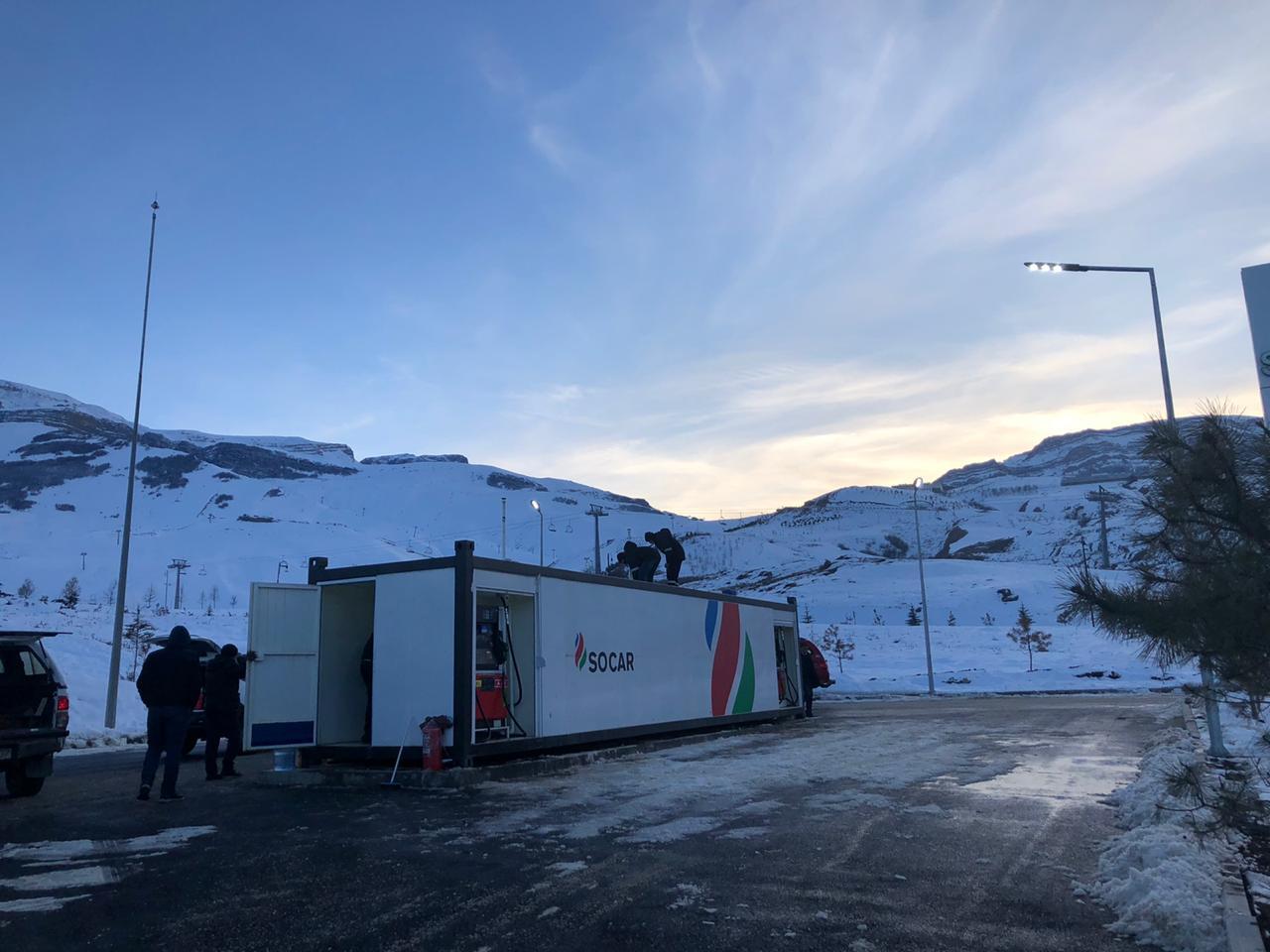 Şahdağ Turizm Mərkəzində “SOCAR PETROLEUM” şirkətinin yeni modul tipli yanacaq doldurma məntəqəsi istifadəyə verildi.